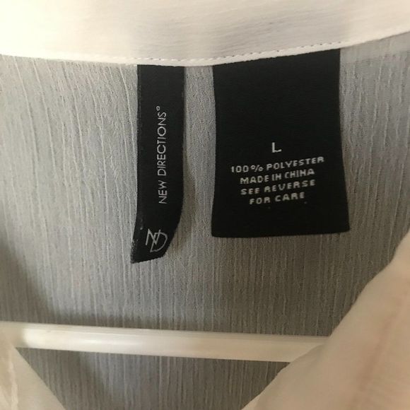 New Directions sheer white sleeveless button front top size L EUC - Picture 15 of 15